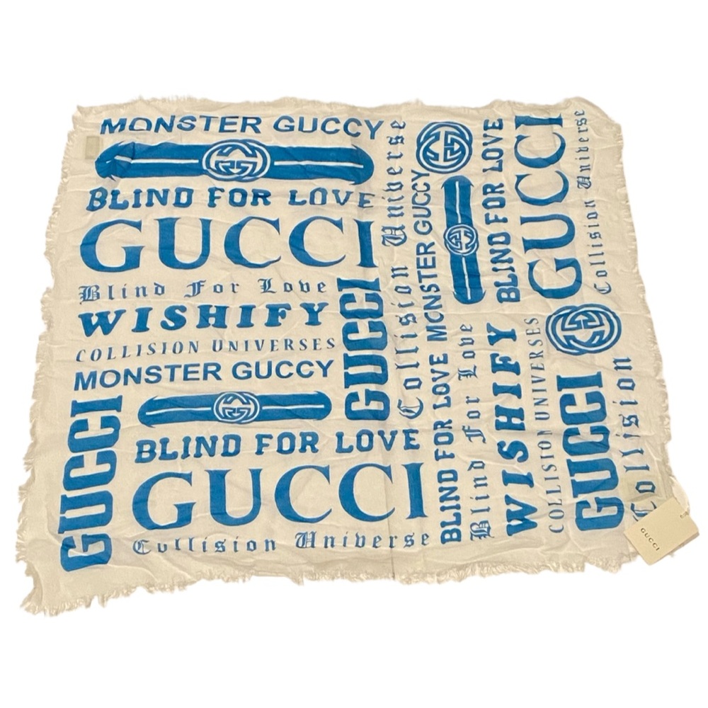 Gucci “Logomania” cotton scarf. NWT